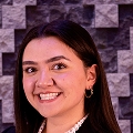 Headshot of Phoebe V., Financeable student